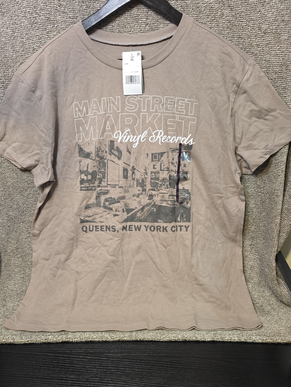 Main Street Market Graphic Tee - Taupe